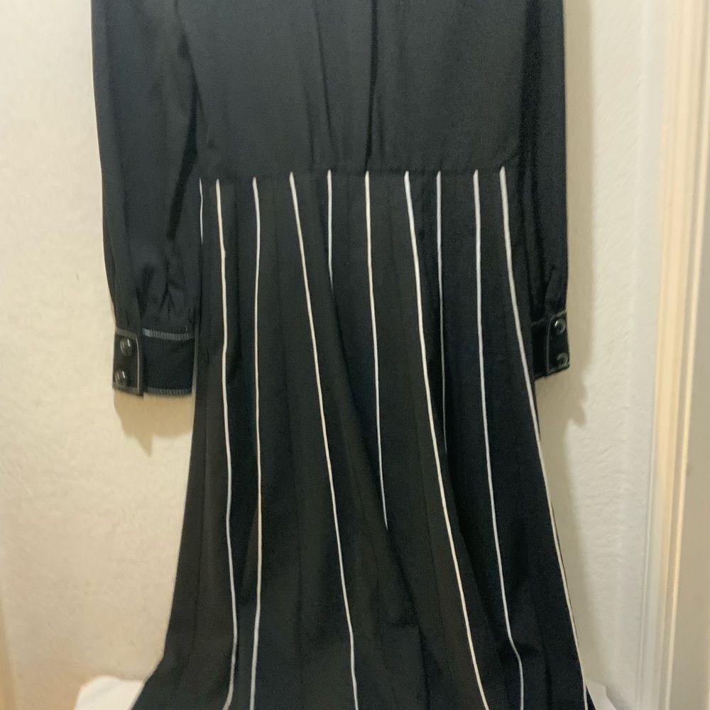 Legally red  maxi dress size 2 - Picture 6 of 7